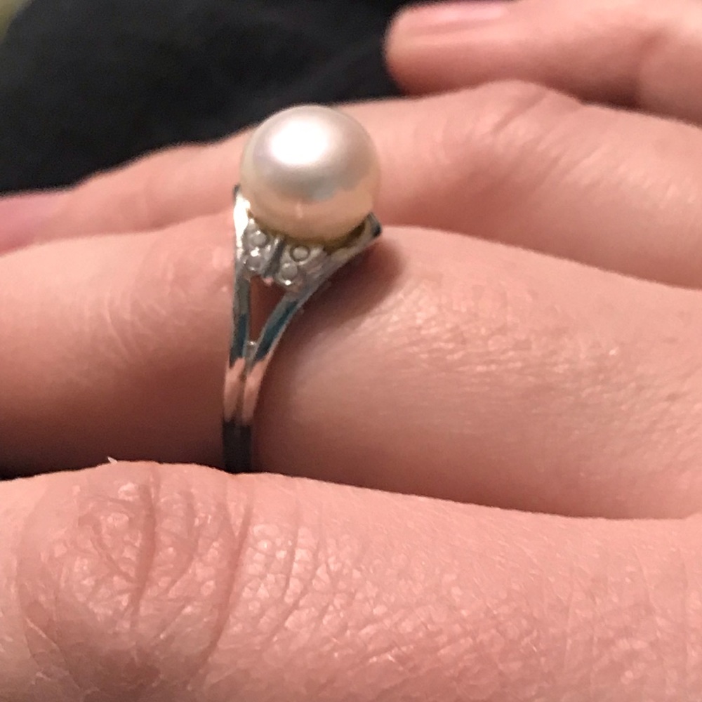 Pearl Butterfly Ring